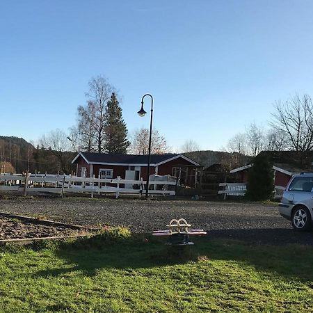 Smabruket Stall Solheim Rodby Exteriör bild